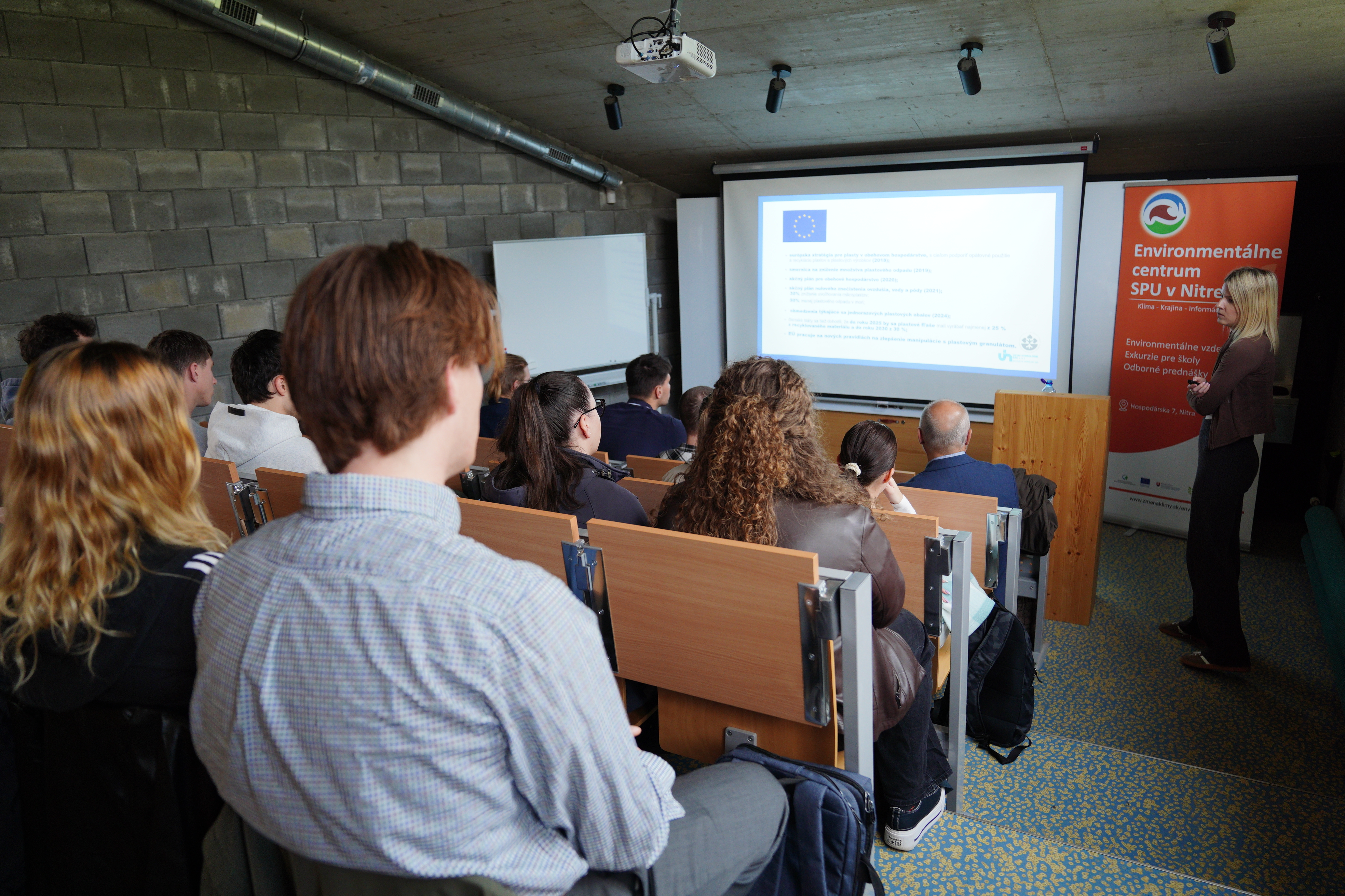 DSC08997.JPG